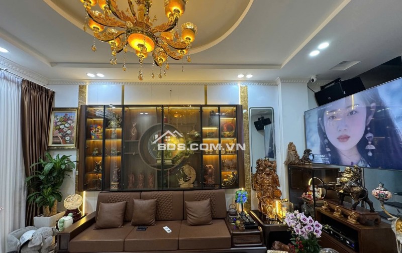 Nhà Đẹp Ngõ Ô TÔ Tân Mai, Hoàng Mai 36m, 5 tầng, mt 4.4m, giá 9.98 tỷ