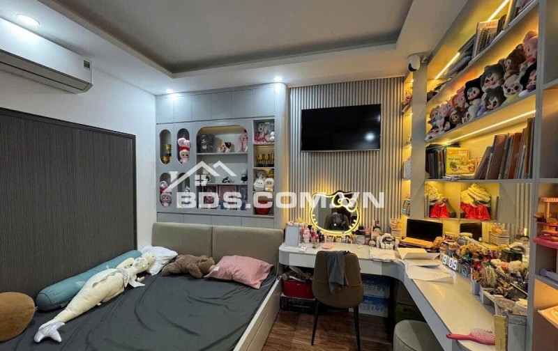BÁN NHÀ NGÕ Ô TÔ TÂN MAI, HOÀNG MAI 36Mx5T, MT 4.5M GIÁ 9.98 TỶ
