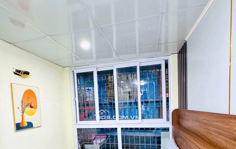 Nhà Đẹp Ô TÔ ĐỖ CỬA Hồng Mai, Hai Bà Trưng 70m, giá 3.85 tỷ.