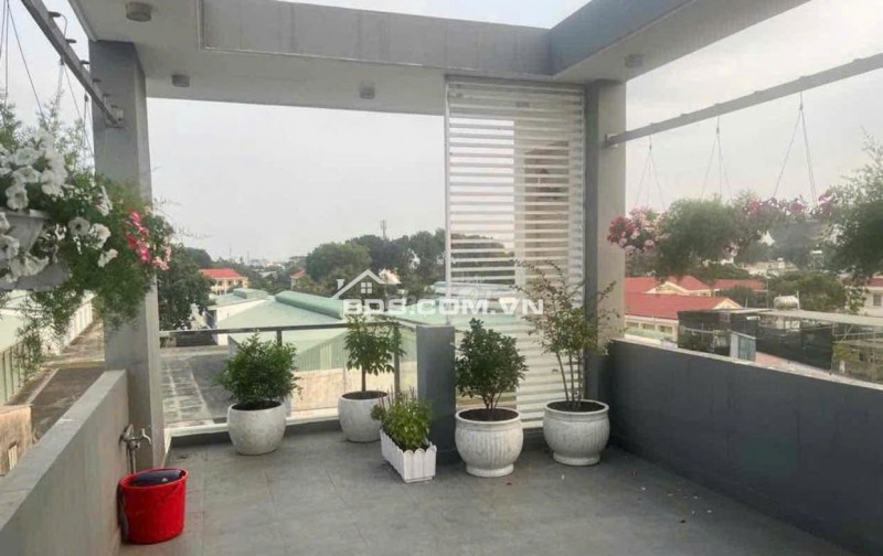 Bán nhà mặt tiền nội bộ Lê Lợi thị trấn HM, Huyện Hóc Môn tiện kinh doanh