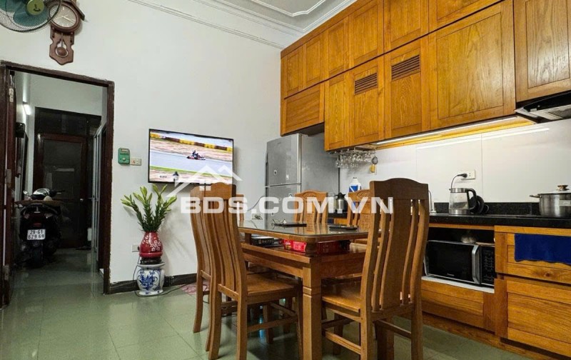 Bán Nhà Vũ Tông Phan, Thanh Xuâ - Oto - Gần Phố - Kinh Doanh - 41m, 5 Tầng - Chỉ 9.6 Tỷ.