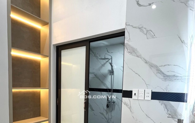 BÁN NHÀ SIÊU ĐẸP 4.75 TỶ 3 TẦNG 64M2 MẶT ĐƯỜNG ĐÔ THỊ BÃI VIÊN