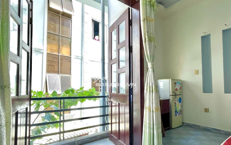 Cho thuê phòng ban công full nội thất chỉ từ 4.3tr ngay Đồng Xoài TB