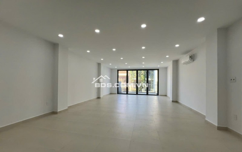CHO THUÊ NHÀ NGUYÊN CĂN 6x22M – HẺM 8M GẦN KỲ HOÀ – HẦM 2 XE HƠI, THANG MÁY