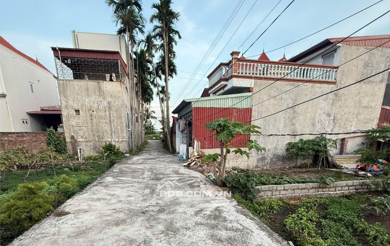 1.7 Tỷ 70m2 Ngõ 105 Vũ Hộ Hải Thành Dương Kinh LH 0567222555