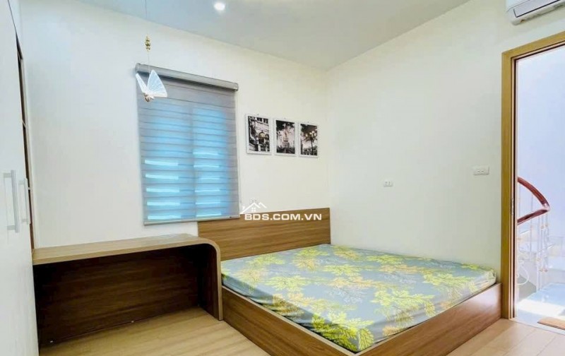 Nhà Đẹp Ở Ngay Minh Khai, Hai Bà Trưng 45m, 4 tầng, giá 9.1 tỷ.