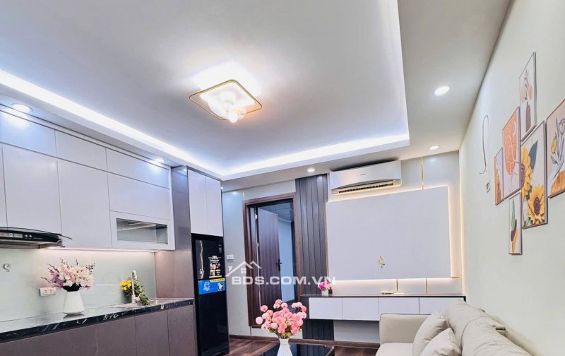 Nhà Đẹp Ô TÔ ĐỖ CỬA Hồng Mai, Hai Bà Trưng 70m, giá 3.85 tỷ.