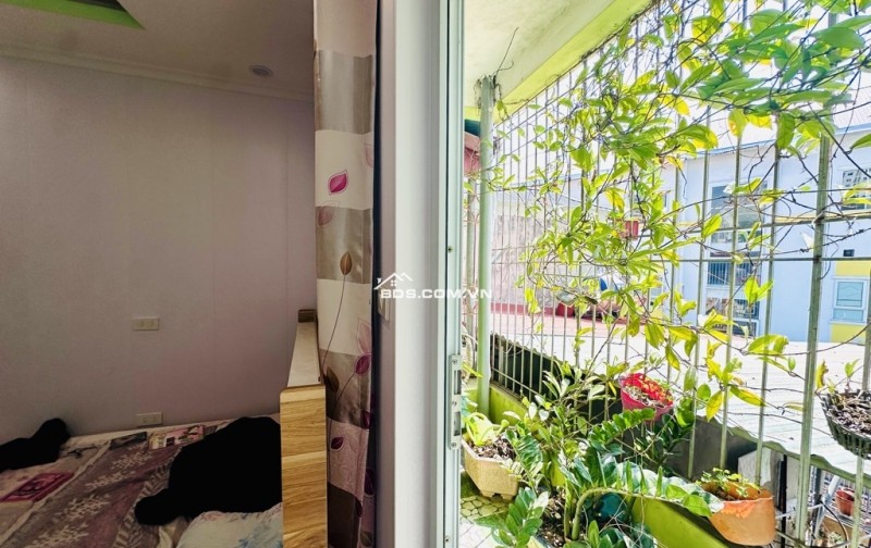  Bán GẤP nhà Sài Đồng – Ngõ xe hơi, 4 TẦNG, 2PN, nội thất xịn, chỉ 3.X tỷ 