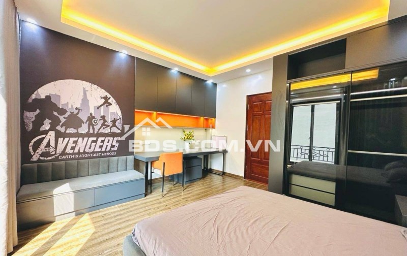 Nhà Đẹp Lô Góc, Gần Phố, Trương Định, Hoàng Mai 34m, 5 tầng, mt 4.7m, giá 9.5 tỷ