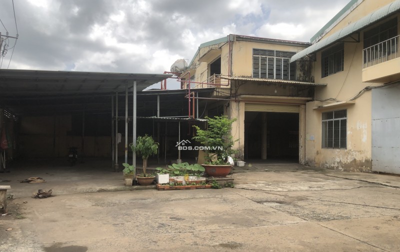 Cho thuê nhà xưởng 2400m2 Đông Hưng Thuận Quận 12