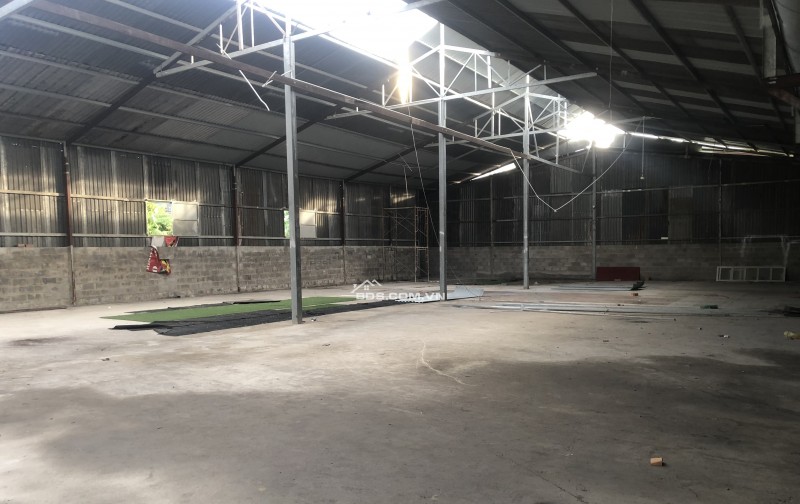 Nhà xưởng cho thuê 1300m2 Tô Ngọc Vân Quận 12