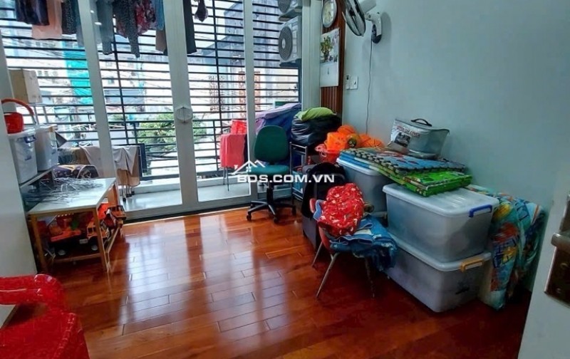 Nhà mới đẹp, chủ tâm huyết, góc Lê Văn Sỹ tuyến Trường Sa, Trần Quang Diệu chỉ nhỉnh 6 tỷ
