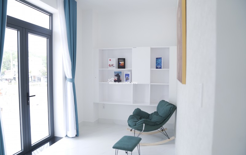 Nhà phố trung tâm Bến Cát, giá chỉ từ 2,4 tỷ, sổ hồng riêng từng căn