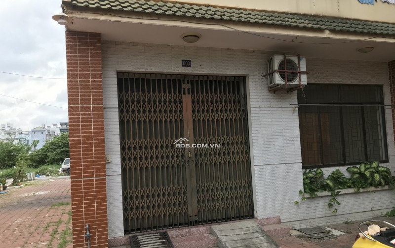 Cho thuê Nhà nguyên căn mặt tiền Q12, cách chợ An Sương 100m, chỉ 6tr/tháng
