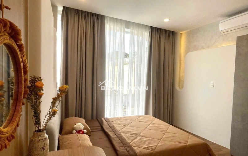 BÁN CĂN HXH -DTSD 150m2- ĐƯỜNG TRƯỜNG SA- Q PHÚ NHUẬN