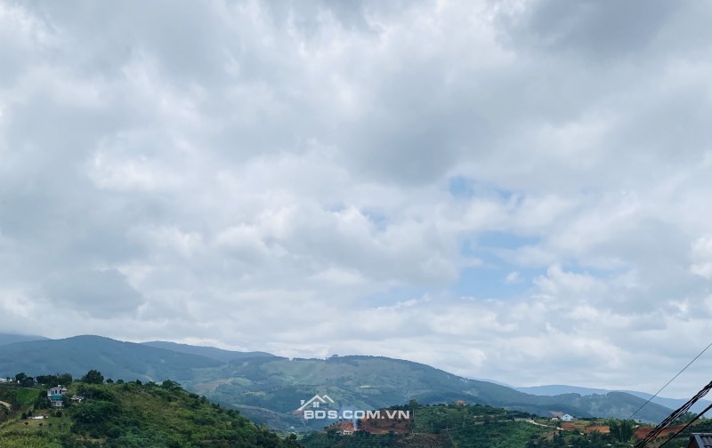 Bán đất nằm trong khu villas nghỉ dưỡng ,view đẹp ,khu dân cư hiện hữu