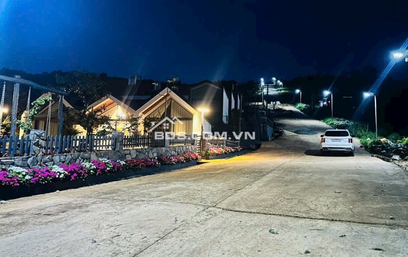 Bán đất nằm trong khu villas nghỉ dưỡng ,view đẹp ,khu dân cư hiện hữu