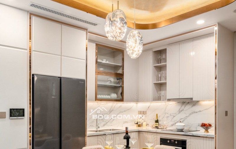 Căn hộ Golden Crown 2 ngủ 2 vs, nội thất đầy đủ, view thoáng