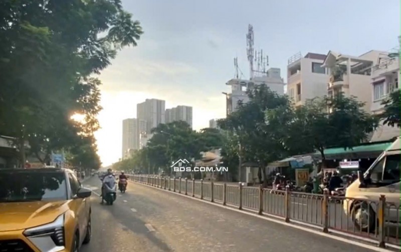 Nhà phố quận 6 mặt tiền lý chiêu hoàng 277m2