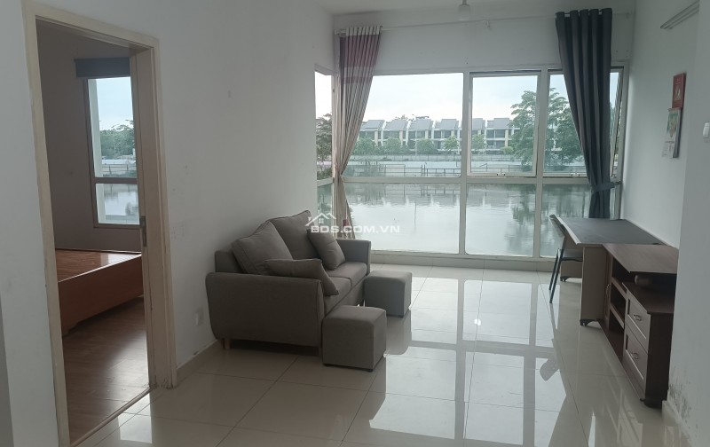 Cho thuê căn hộ 86 m2, 2PN, 2WC full đồ, Long Biên, Hà Nội
