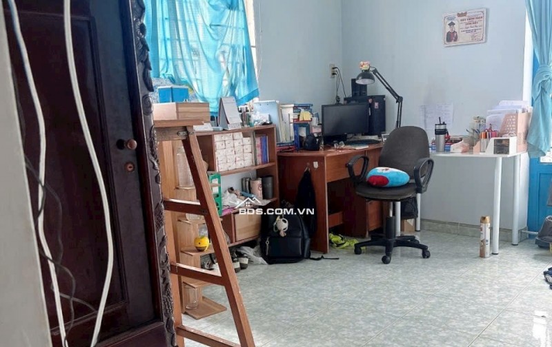 Nhà bự hiếm có - 11tỷ - 230m2, Mà còn mặt tiền Quận 7, Nhanh tay lấy lẹ.