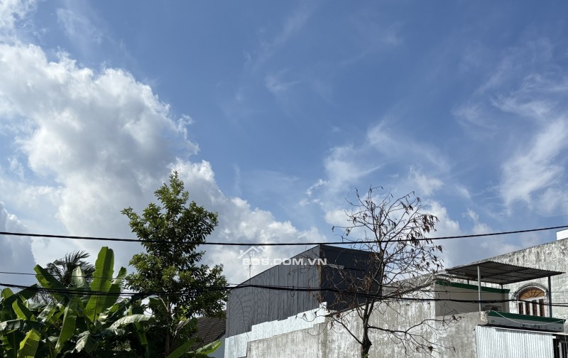 Bán Nhanh lô đất 370m2 - chỉ hơn 30tr/m2 - Nhà Bè - Kế Bên Trường Lái Xe Thành Công