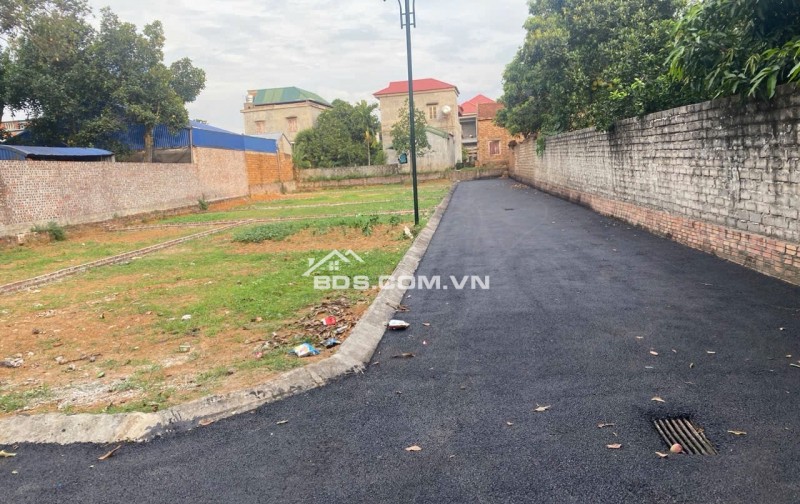 Bình Yên, Thạch Thất, CNC, FPT và DHQG chỉ hơn 3 tỷ