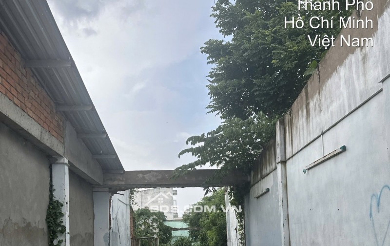 BÁN ĐẤT MẶT TIỀN 634 HUỲNH TẤN PHÁT