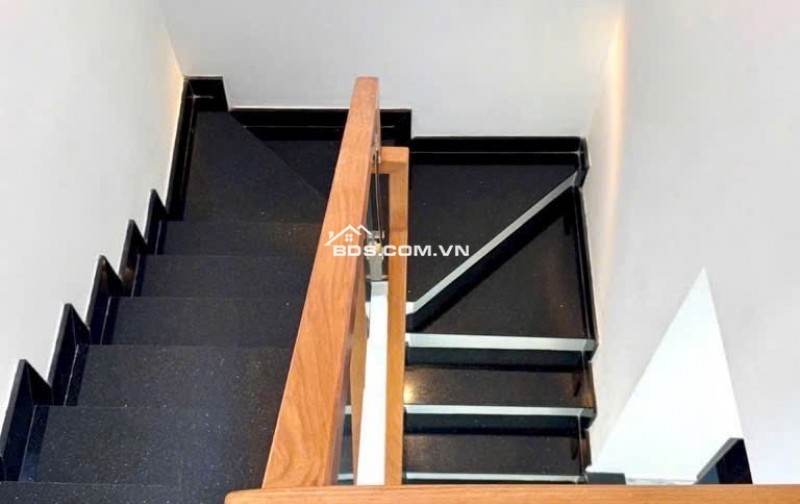 VƯỜN LÀI - TÂN PHÚ - HẺM XE HƠI 1 TRỤC - NHÀ MỚI Ở NGAY 42m2 (4,6x9m) 2 TẦNG - KHU VIP ĐẦY ĐỦ TIỆN ÍCH - NHỈNH XÍU 6 TỶ CÒN TL