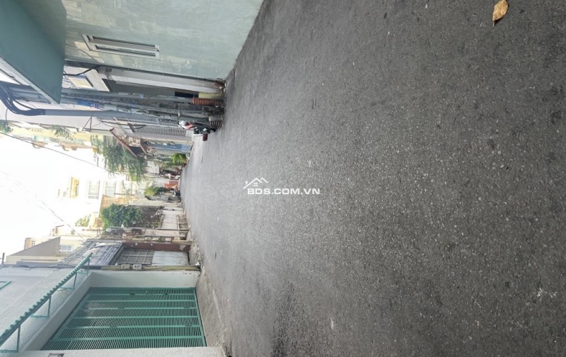 Bán nhà mặt tiền đường Huyền Quang, Quận 1 ngang 4m dài 15m 3 tầng hoàn công đủ