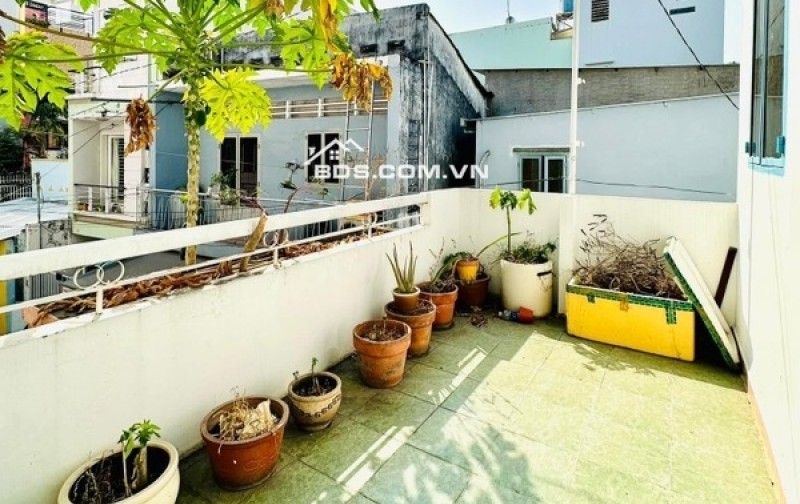 Bán nhà Phường 11, Bình Thạnh HXH Lê Quang Định ngang 4m dài 12m trệt lầu HC đủ