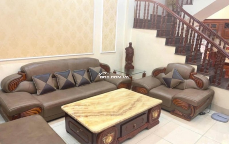 Bán nhà Trích Sài – Tây Hồ – 4 tầng – Lô góc 100m2 – Sát mặt phố (Hồ Tây) – giá 34.5 Tỷ
