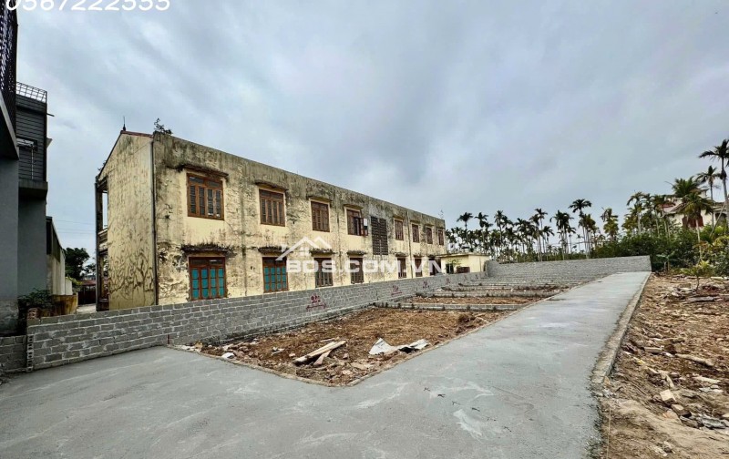Chính chủ bán mảnh đất vuông vắn, vị trí đẹp Tại Tổ 9 Hoà Nghĩa - Dương Kinh.