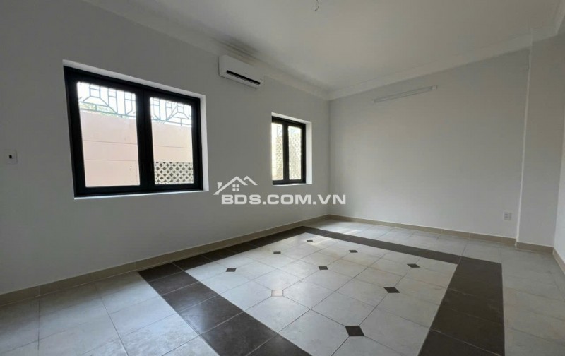 CHO THUÊ NHÀ NGUYÊN CĂN 6x22M – HẺM 8M GẦN KỲ HOÀ – HẦM 2 XE HƠI, THANG MÁY