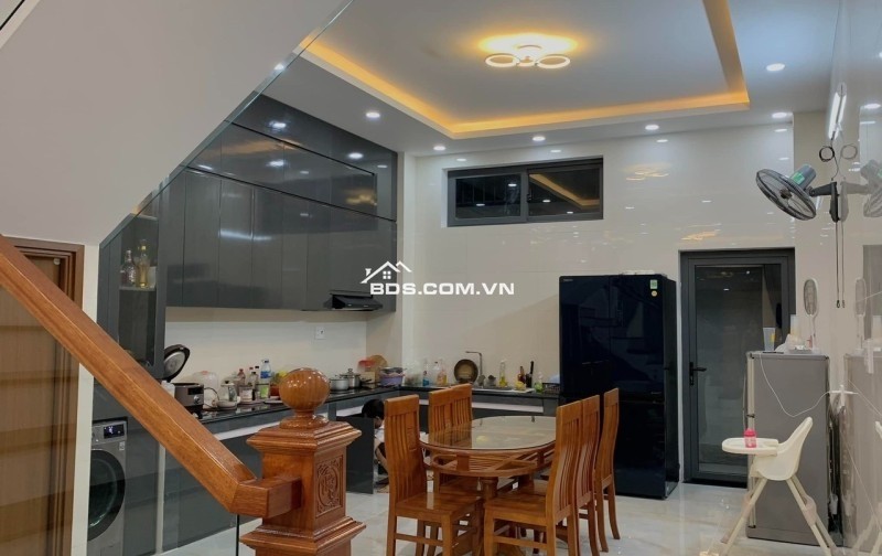  SIÊU PHẨM NHÀ PHỐ 4 TẦNG – Q9 - ĐƯỜNG 12M CÓ VỈA HÈ