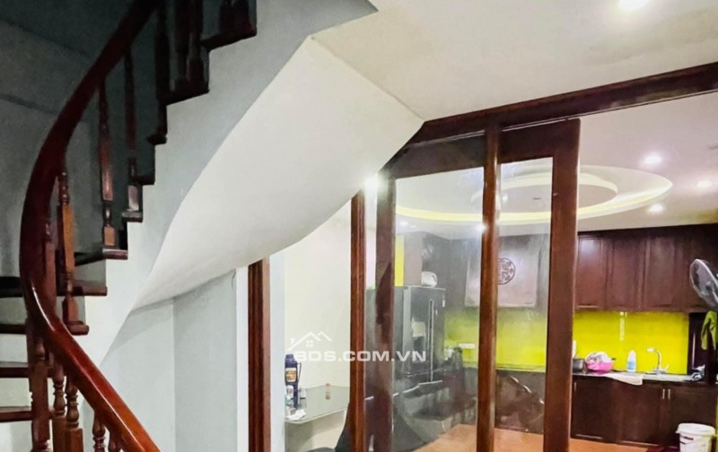 Bán nhà Phố Quang trung DT 72m2, 4 Tầng, MT 3m, Giá 14.8 tỷ Hà Đông