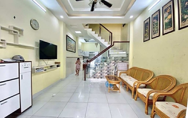 SIÊU PHẨM GÒ VẤP - NHÀ ĐẸP NỞ HẬU - 4PN - 51M2 - GIÁ CHỈ 7.7 TỶ Nguyễn Thái Sơn, Phường 4, Gò Vấp.