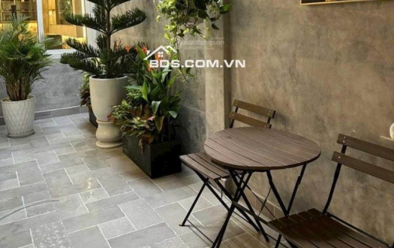 Góc 2MT hẻm 2 xe hơi tránh nhau Trần Hưng Đạo, Quận 1 (6x18.4m) 4 lầu mới HĐT: 80tr/th giá 23 tỷ TL