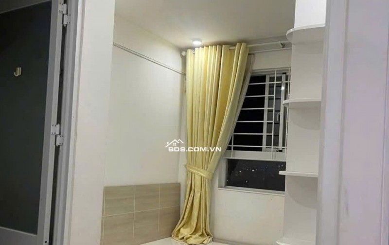 Căn hộ Oriental Plaza, Âu Cơ, Tân Phú: 11tr5/th,2p ngủ,73m2,NT