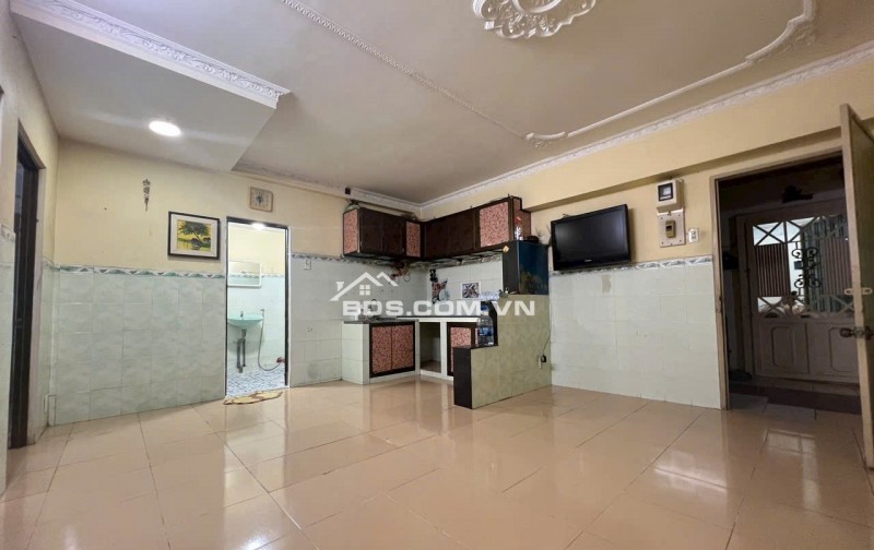 Chung cư B2 Trường Sa, P17, Bình Thạnh: 40m2, 1p ngủ, NT, 7,5tr