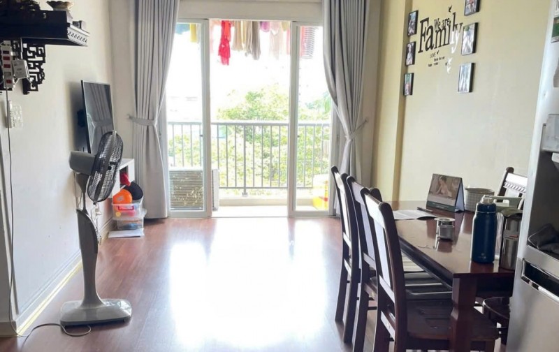 Chung cư Melody, Âu Cơ, Tân Sơn Nhì, TP: 76m2, 2p ngủ, 2wc, 12tr/th.