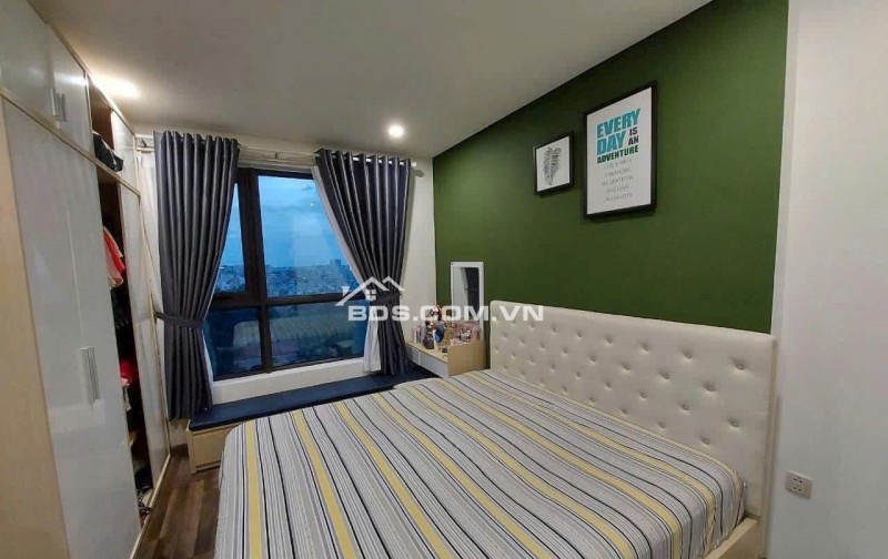 Sky center, Phổ Quang,P2,Tân Bình: 75m2, 2p ngủ, full NT, 18tr