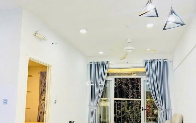 Căn hộ 82m2, 2p ngủ, 2wc,Full Nt, C/c Bàu Cát, p10, Tân Bình chỉ 11tr/th