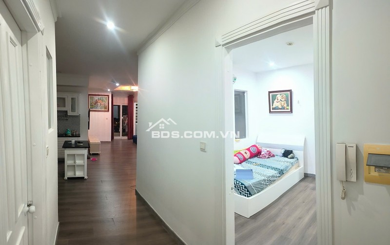 Chung cư Ruby, P15,Tân Bình: 99m2, 3p ngủ,Nội thất,12tr/th