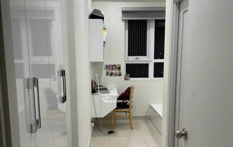 Screc Tower, Trường Sa, p12, Quận 3: 57m2, 1PN, 1WC, Nội thất, 10tr5/th