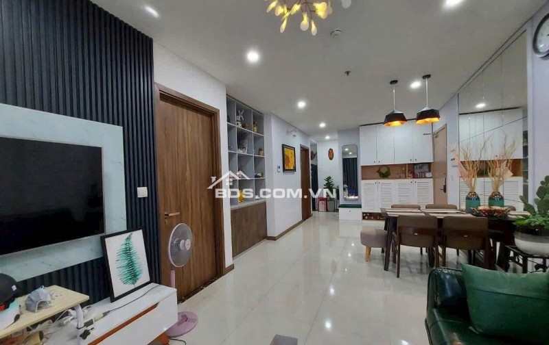 Sky center, Phổ Quang,P2,Tân Bình: 75m2, 2p ngủ, full NT, 18tr