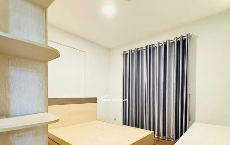 Căn hộ Oriental Plaza, Âu Cơ, Tân Phú: 11tr5/th,2p ngủ, 75m2, NT