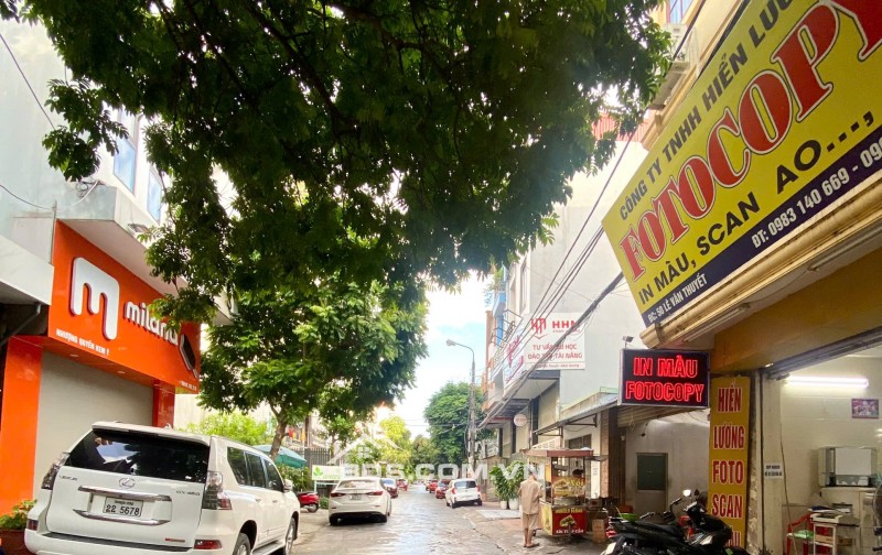 Bán nhà mặt đường Lê Văn Thuyết, Quán Nam