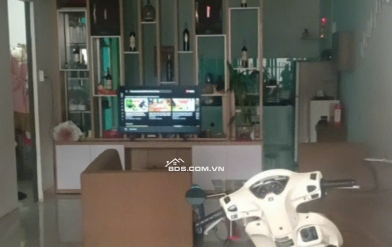 Lên Căn Nhà MT Cách Thánh Đường và Bệnh Viện Đa Khoa Buôn Hồ 150m