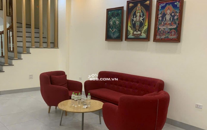 ĐỨC THƯỢNG. HOÀI ĐỨC. HÀ NỘI
90M NHÀ 3 TẦNG. OTO VÀO NHÀ NGÕ THÔNG
GIÁ 3.3 TỶ.